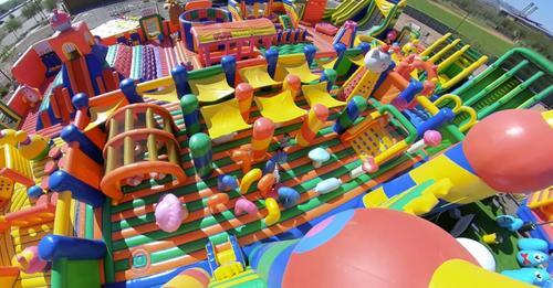 FunBox - 50,000 Square Foot of BOUNCE HOUSE PARADISE. PLAN YOUR TRIP ...